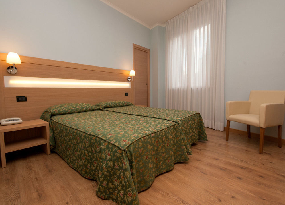 Hotel La Pergola Rome Exterior photo